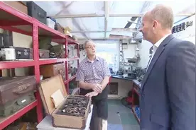二战时期的间谍无线电设备依然可用丨间谍电台收藏家专访视频封面