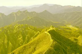 航拍：带你领略箭扣长城的美景视频封面
