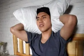 睡不好觉？只需按下这个穴位，一夜好觉睡到天亮！视频封面