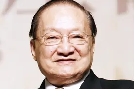 问世间情为何物！百秒忆金庸坎坷情路 爱“赵敏” 终老“小龙女”视频封面