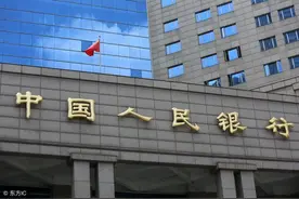 比上年少3.13万亿元，我国印钞大减速！哪个行业会第一个“裸泳”图片