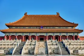步步引导看故宫——太和殿图片