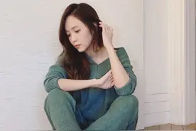 一首《我不配》成了经典，周杰伦和侯佩岑，究竟是谁不配？图片
