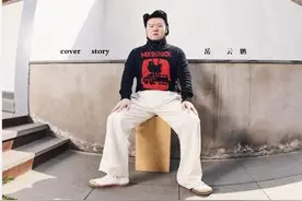 相声界新宠小岳岳跨时尚界！拍大片简直高级脸，却逃不掉相声滤镜图片