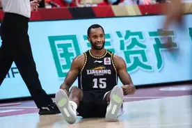 辽篮三消息！弗格谈广东可怕之处，U19绝杀上海，金金抵达国家队图片