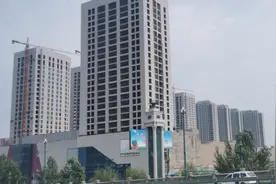 1.2万能买到51平米房子！实地探访东北昔日资源重镇：10年人口爆降17%图片