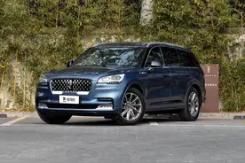 油耗2.8L，进口大V6，豪华气质大7座SUV，带你看林肯飞行家新能源图片