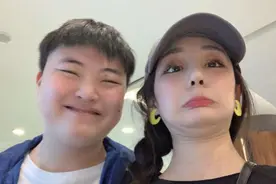 Uzi不是那个Uzi的话，奥咪咪还愿意跟他吗？微博置顶说明了一切图片