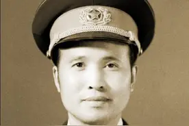 1937年，两个乞丐步行千里找到刘伯承，交给他一封信，里面写了啥图片
