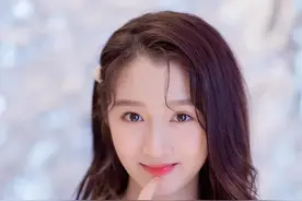 关晓彤不愧是接地气的国民闺女，分享了4款护肤品，最低不到40元图片