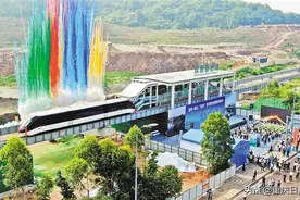 国内首条“云巴”示范线亮相璧山无人驾驶 自动售检票 人脸识别图片