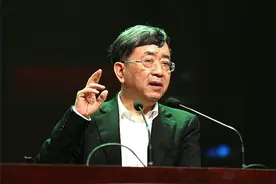 写下《文化苦旅》之后与原配离婚，余秋雨那些年经历了什么？图片