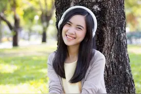 婆婆生病，小姑子找未改嫁的嫂子要医药费，嫂子说我给了你一套房图片
