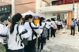 少年们，乘风破浪去吧，我们等你们凯旋图片