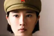 茹萍女儿奚望发文庆祝新戏杀青，评论区却翻车，被称“又一神剧”图片