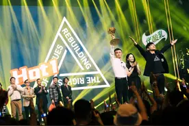 重塑雕像的权利：在“乐夏2”夺冠之后图片