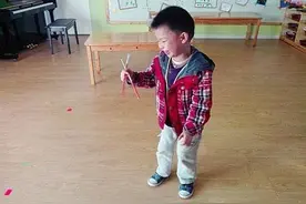 “童言童语”虽可爱，但家长如果不及时引导，孩子会很让人讨厌图片
