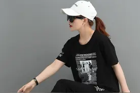 细节处理细致入微，印花设计别具匠心，这才是展现您品味的首选。图片