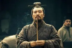 刘备自称匡扶汉室，但为何在汉献帝退位后，自己做了皇帝图片