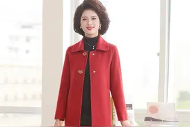 奔五女人拒绝大妈装，这几款气质范毛呢大衣，让你既年轻又优雅图片