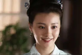 拍戏嫌井水脏，要求导演用矿泉水换井水！原来是演赵丽颖姐姐的她图片