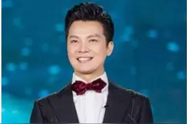 用16年在央视站稳脚跟，娶身价几十亿娇妻，任鲁豫才是人生赢家图片