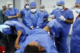 为何丈夫都选择让妻子“剖腹产”？过来人告诉你真相，很现实图片