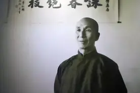 叶问：李小龙拜他为师，52岁开宗立派，真实人物到底是什么样？图片