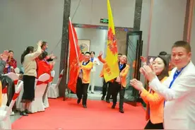 中国狮子联会四川省代表处“红叶绽放播爱心. 心动力服务满温馨”图片