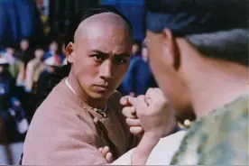 李连杰年代的真功夫演员，徐向东、杨凡、于彦凯，长得有多像？图片