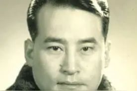 “话剧皇帝”项堃葬礼，不要灵堂不要墓地，六小龄童、卢奇悼念图片