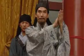 皇帝问将军要何赏赐？他：一块荒地！旁人笑他傻，11年后才知高明图片