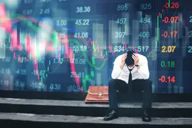 易方达赚27亿，张坤的基金收益率超80%，60%基民却亏了图片