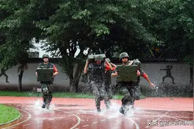 重庆武警军事比武 招招都绝个个神勇图片