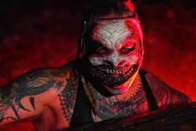 WWE《极限规则2020》沼泽赛，阿比盖尔修女再现身图片