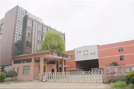 小布衫墙布签约品牌形象大使宗峰岩，携手开启品牌新形象图片