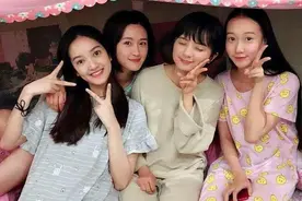 女大学生因没电脑被室友“嘲笑”，第二天收到快递，网友：羡慕了图片