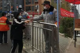疫情之下，西方想不通，为何只有中国能动员14亿人呢？图片