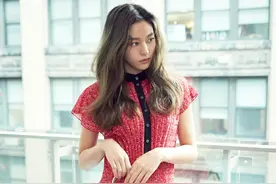 金雪炫，街拍少女图片