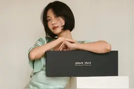 2021年的“流行色”太美了，春天穿上它，显白又显气质，早穿早美图片