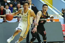 “宝岛野兽”林志杰：效力CBA十年因新规离队，38岁仍未退役图片