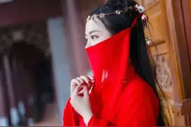 还君明珠双泪垂，恨不相逢未嫁时——这首含情名篇竟然纯粹谈政治图片