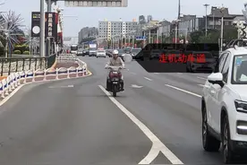 【创建文明城市】交警蜀黍教你如何正确过马路。为安全，请遵守，请扩散！图片