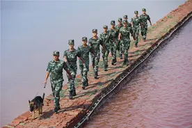 影像｜与海风为伴，与盐碱同行，这就是南堡盐场守卫兵的日常图片