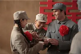 首位入中国籍的老外，国家发补助被拒：我不是外国人，我是中国人图片