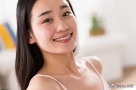 60岁大爷自述：“娶了比自己小15岁的女人，但我对她不够满意”图片