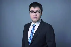 中国编程第一人，一人抵一城图片