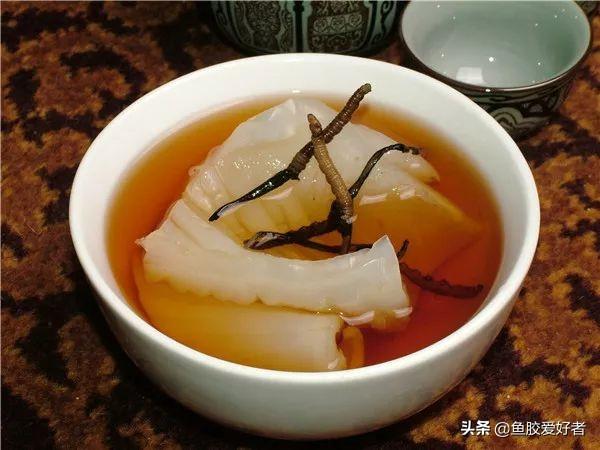 花胶山药煲鸡脚功效 2026年花胶山药煲鸡脚功效与禁忌