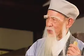 人称北大“扫地僧”，形象被人嫌弃，能力却被全网封神图片