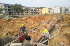 咸宁市区新建、改扩建教育项目复工进行时！四所学校秋季将新增3000个学位图片